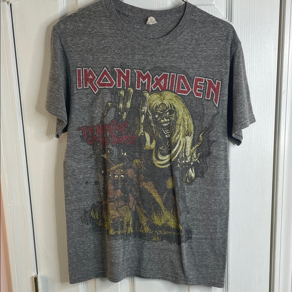 Iron Maiden The Number of the Beast Gray Graphic T-Shirt Size Small
